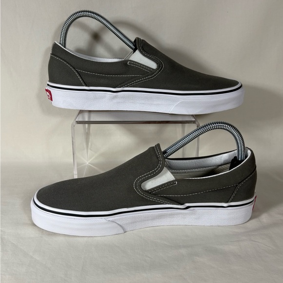 Vans Unisex Charcoal Gray Slip-On Skater Sneakers Men's 7/Women's 8.5 - Picture 3 of 11